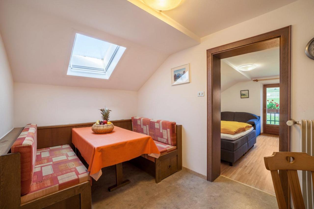 Rieglhof Apartment Hennennest Caprone Bagian luar foto